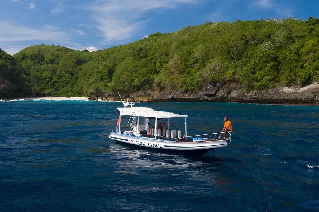 Buraq Express - Dune Penida Fast Boat